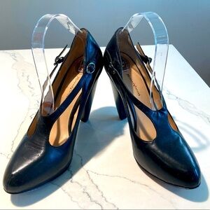 MODERN VINTAGE Sz 39.5 Heeled  Mary Janes with Two Side Buckles T-Strap Shoes
